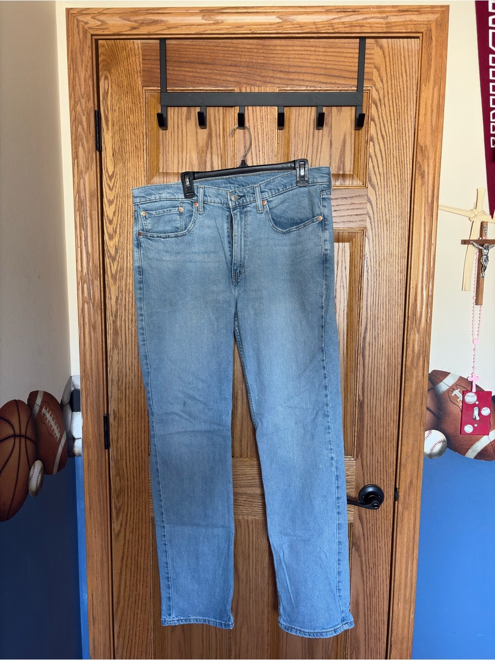 Levi’s Light Blue Classic Straight Jeans